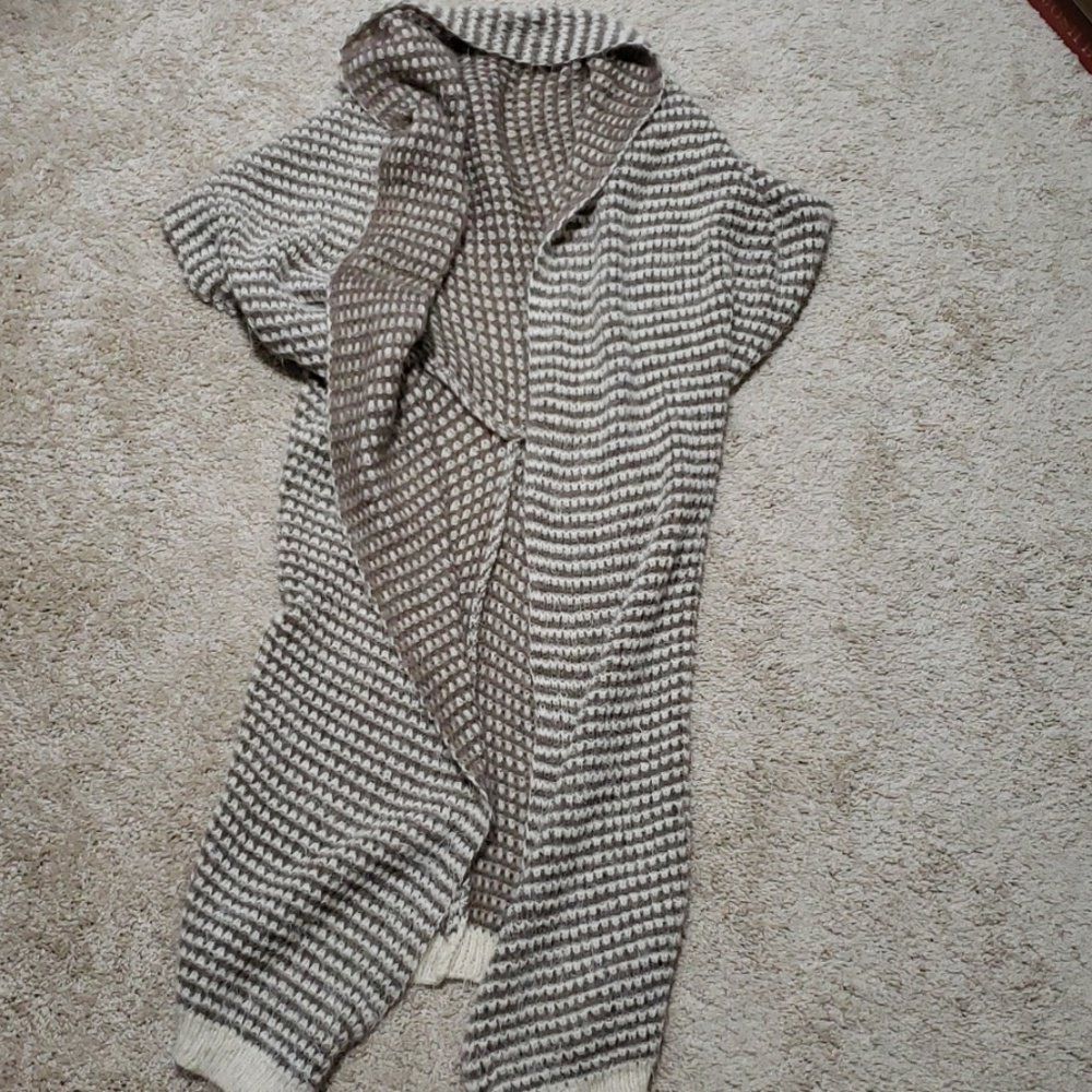 Cardigan Vest